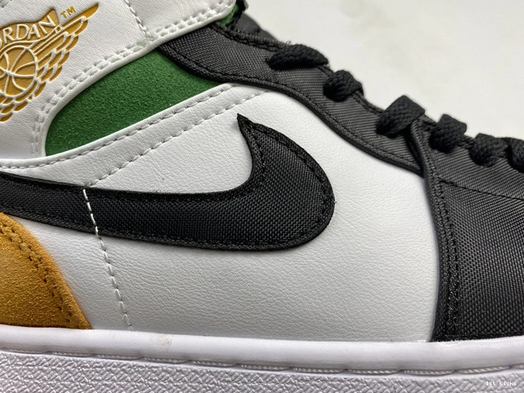 Mid Jordan Oakland 852542-101 - 1 0829